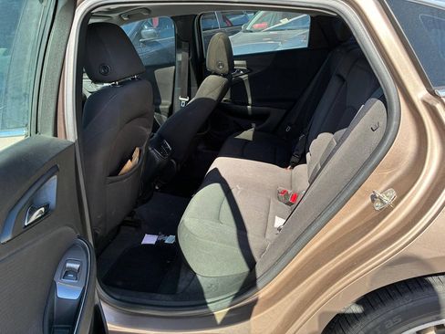 Used 2019 Chevrolet Malibu LT FWD image 6