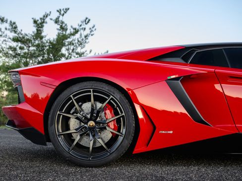 Used 2013 Lamborghini Aventador LP 700-4 image 81