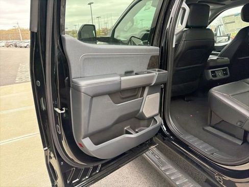 New 2025 Ford F350 Lariat w/ Lariat Ultimate Package AWD/4WD image 14