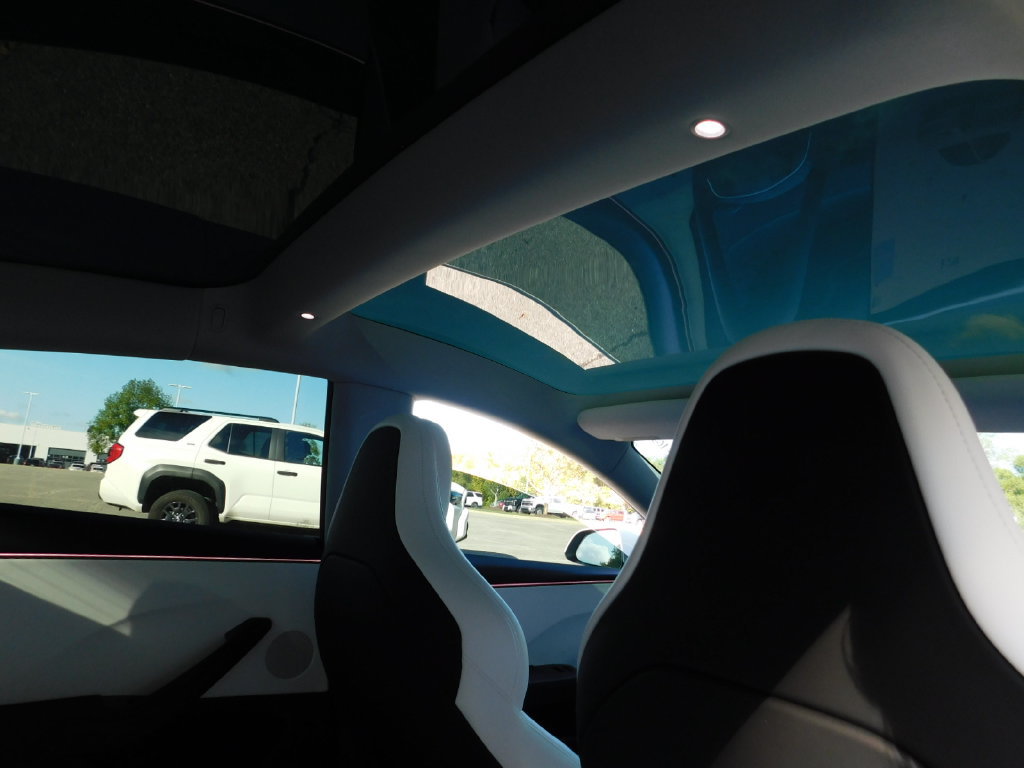 Used 2026 Tesla Model 3 Performance AWD/4WD image 6