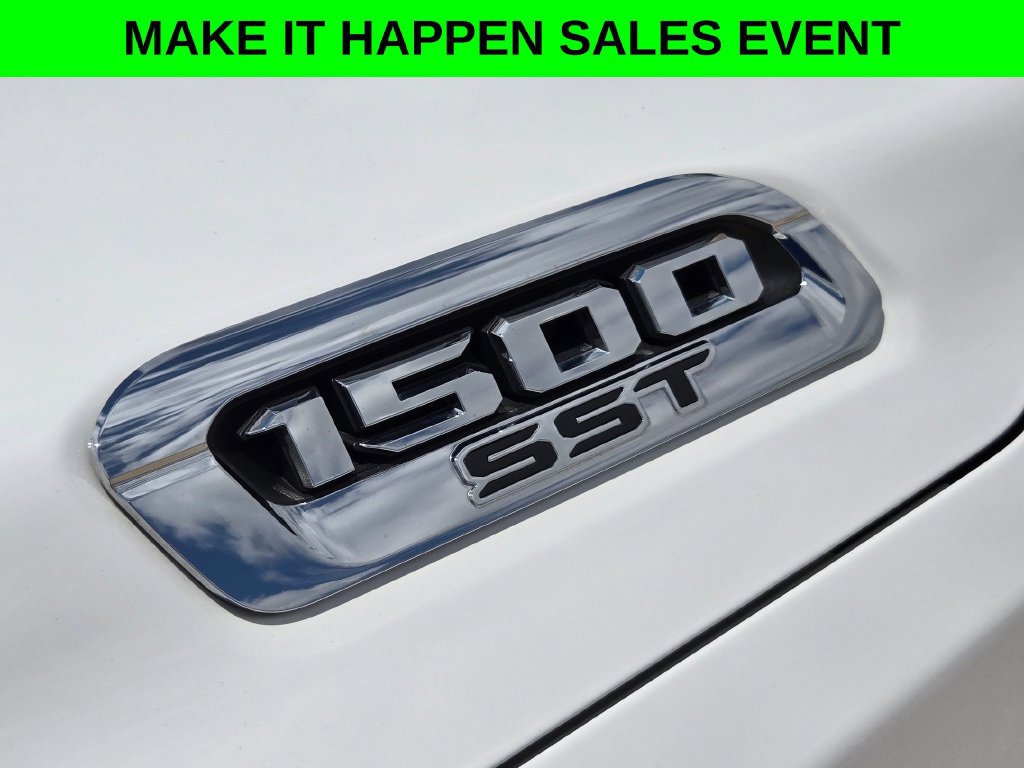 Used 2025 RAM 1500 Laramie w/ Laramie Southwest Edition AWD/4WD image 32