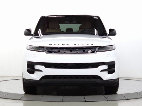 Used 2023 Land Rover Range Rover Sport SE image 12