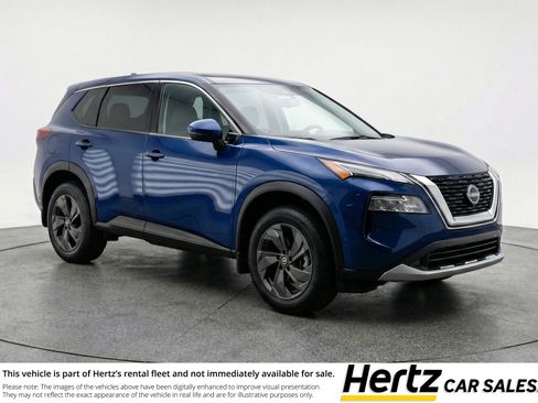 Used 2025 Nissan Rogue SV FWD image 1
