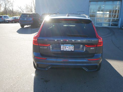 Used 2023 Volvo XC60 B5 Ultimate image 6