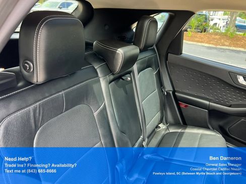 Used 2020 Ford Escape Titanium FWD image 23