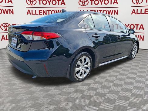 Used 2025 Toyota Corolla LE FWD image 8