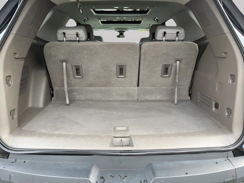 Used 2018 Chevrolet Traverse LT w/ LPO, 'HIT The Road' Package image 12