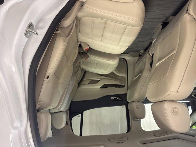 Used 2023 GMC Acadia Denali w/ Denali Ultimate Package AWD/4WD image 28