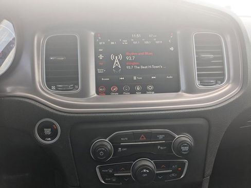 Used 2023 Dodge Charger SXT RWD image 12