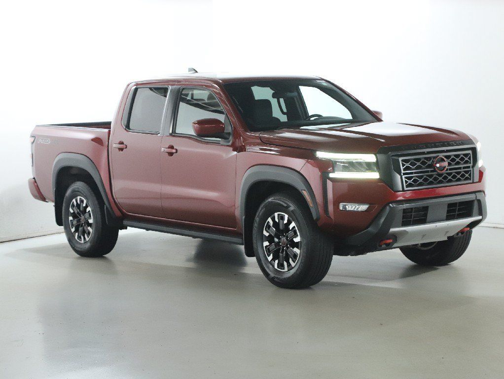 Used 2022 Nissan Frontier PRO-4X w/ Technology Package AWD/4WD image 11