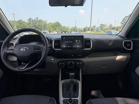 New 2026 Hyundai Venue SEL FWD image 20