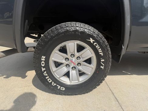 Used 2018 GMC Sierra 1500 SLE w/ SLE Value Package AWD/4WD image 73