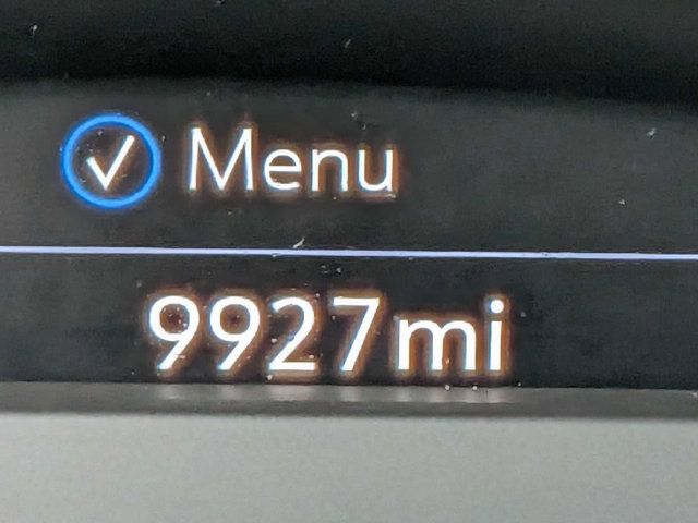 Used 2024 Cadillac XT6 Premium Luxury w/ Technology Package FWD image 39