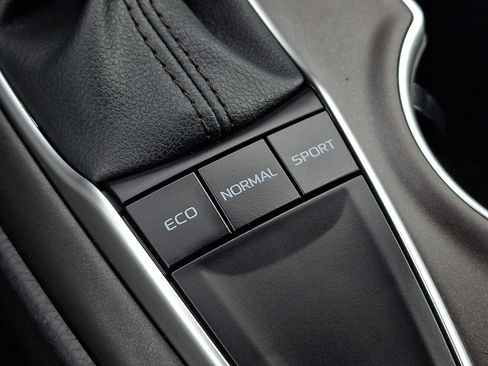 Used 2024 Toyota Camry LE image 23