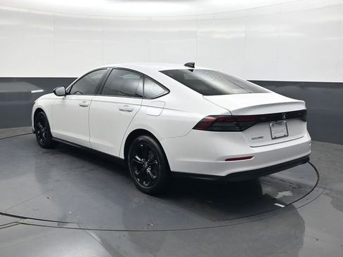 New 2025 Honda Accord SE image 6