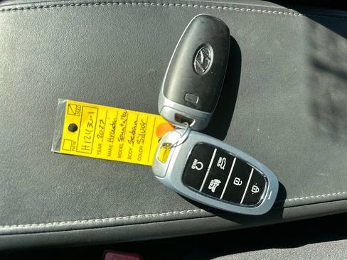 Used 2023 Hyundai Sonata SEL FWD image 17