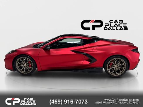 Used 2022 Chevrolet Corvette Stingray Preferred Cpe w/ Z51 Performance Package RWD image 5