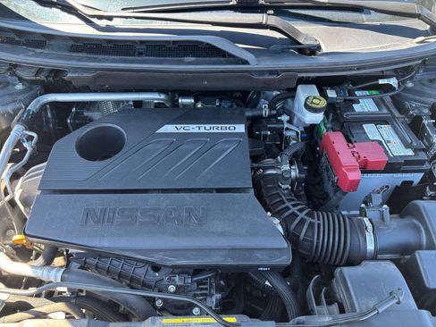Used 2024 Nissan Rogue SV FWD image 32