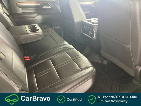 Used 2023 Chevrolet Silverado 1500 High Country w/ High Country Premium Package AWD/4WD image 21