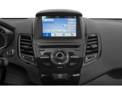 Used 2015 Ford Fiesta Titanium FWD image 7