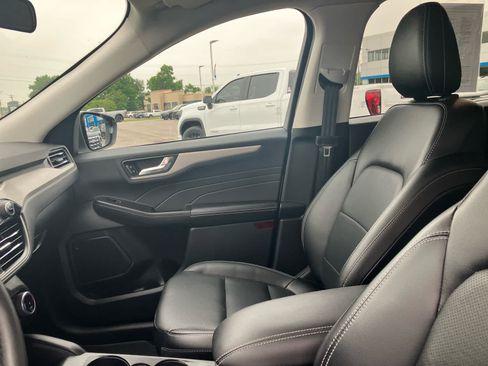 Used 2022 Ford Escape SEL AWD/4WD image 10