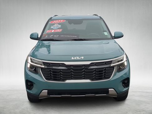 Certified 2025 Kia Seltos EX w/ EX Sunroof Package image 7