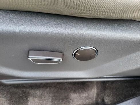 Used 2018 Ford Expedition Max XLT image 12