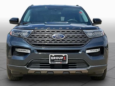 Used 2022 Ford Explorer XLT w/ Equipment Group 202A RWD image 4