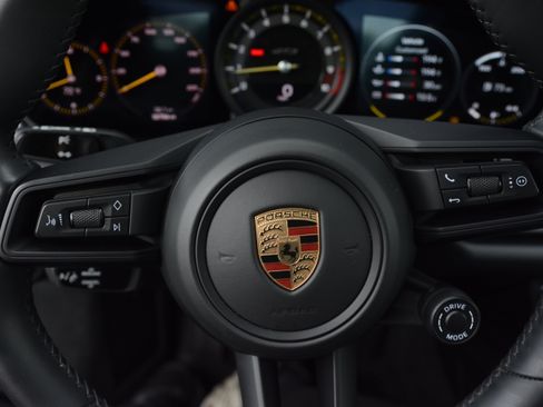 Certified 2023 Porsche 911 GT3 RWD image 19