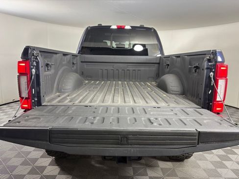 Used 2021 Ford F250 Lariat w/ Lariat Ultimate Package image 30