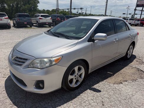 Used 2013 Toyota Corolla LE w/ Premium Pkg FWD image 7