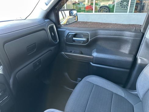 Used 2021 Chevrolet Silverado 1500 LT image 31