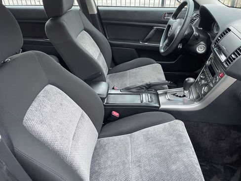 Used 2005 Subaru Outback 2.5i image 18