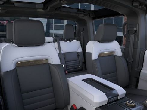 New 2025 GMC Hummer EV 2X AWD/4WD image 24