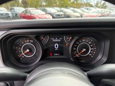 Used 2024 Jeep Gladiator Sport image 21