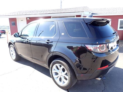 Used 2017 Land Rover Discovery Sport HSE AWD/4WD image 4
