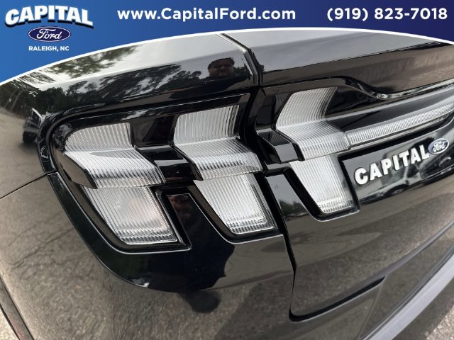 Certified 2025 Ford Mustang Mach-E GT AWD/4WD image 15