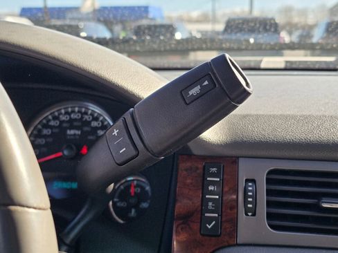 Used 2012 GMC Sierra 1500 SLT w/ SLT White Diamond Edition image 38