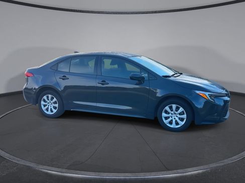 Used 2024 Toyota Corolla LE FWD image 9