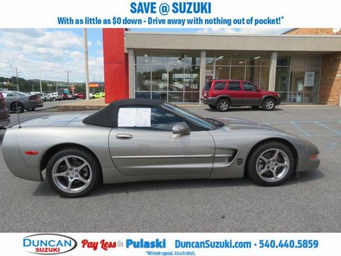 Used 2001 Chevrolet Corvette Convertible w/ Preferred Equipment Group2 image 2