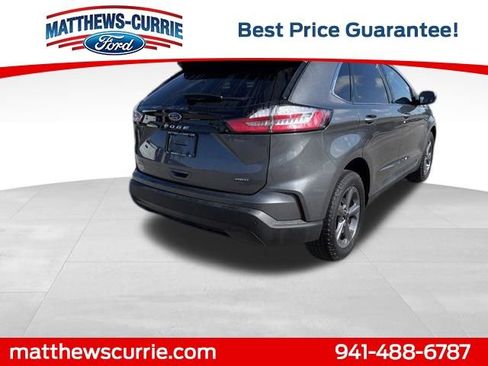 Used 2022 Ford Edge SEL w/ Sport Appearance Package AWD/4WD image 4