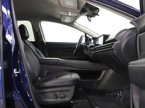 Used 2025 Nissan Murano SV image 11