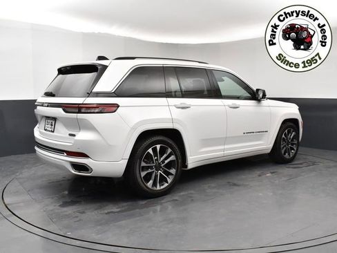 Used 2023 Jeep Grand Cherokee Overland w/ Luxury Tech Group IV image 6
