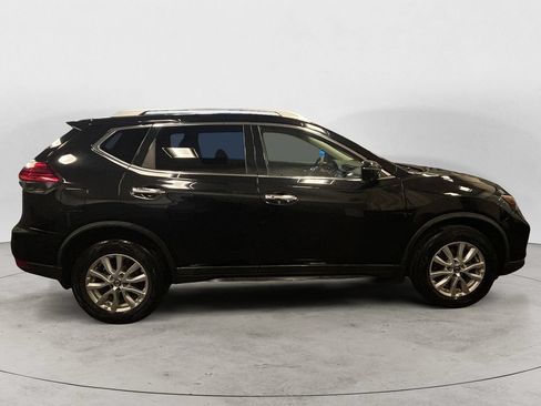 Used 2017 Nissan Rogue SV w/ SV Premium Package AWD/4WD image 7