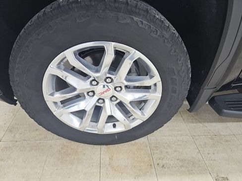 Used 2021 GMC Sierra 1500 SLT w/ SLT Premium Plus Package image 26