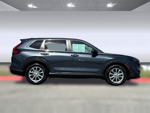 Used 2025 Honda CR-V EX-L image 8