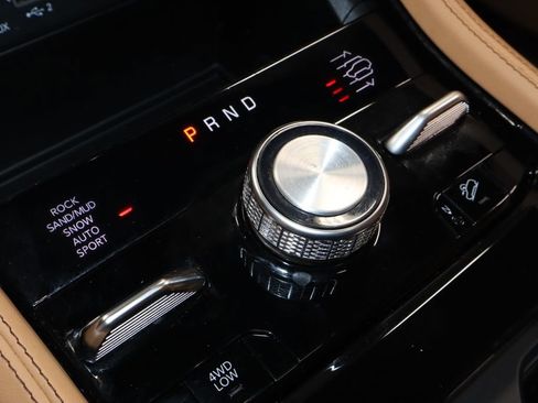 Used 2025 Jeep Grand Cherokee Summit AWD/4WD image 34