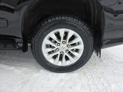 Used 2017 Lexus GX 460 Premium image 35