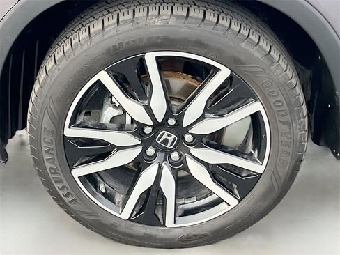 Used 2021 Honda Pilot Touring image 35