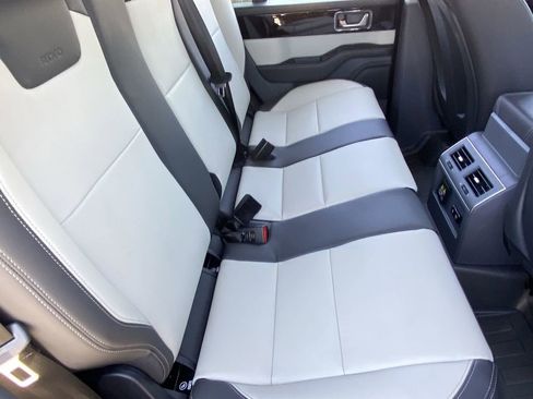 New 2025 INEOS Grenadier AWD/4WD image 13